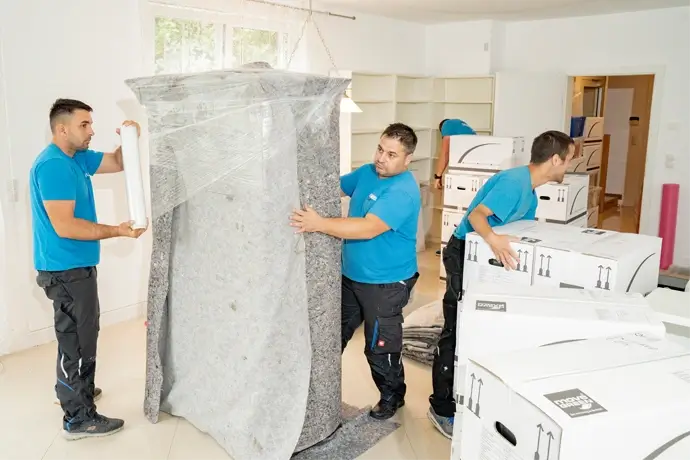 Umzug-Burgenland-Moebel-verpacken